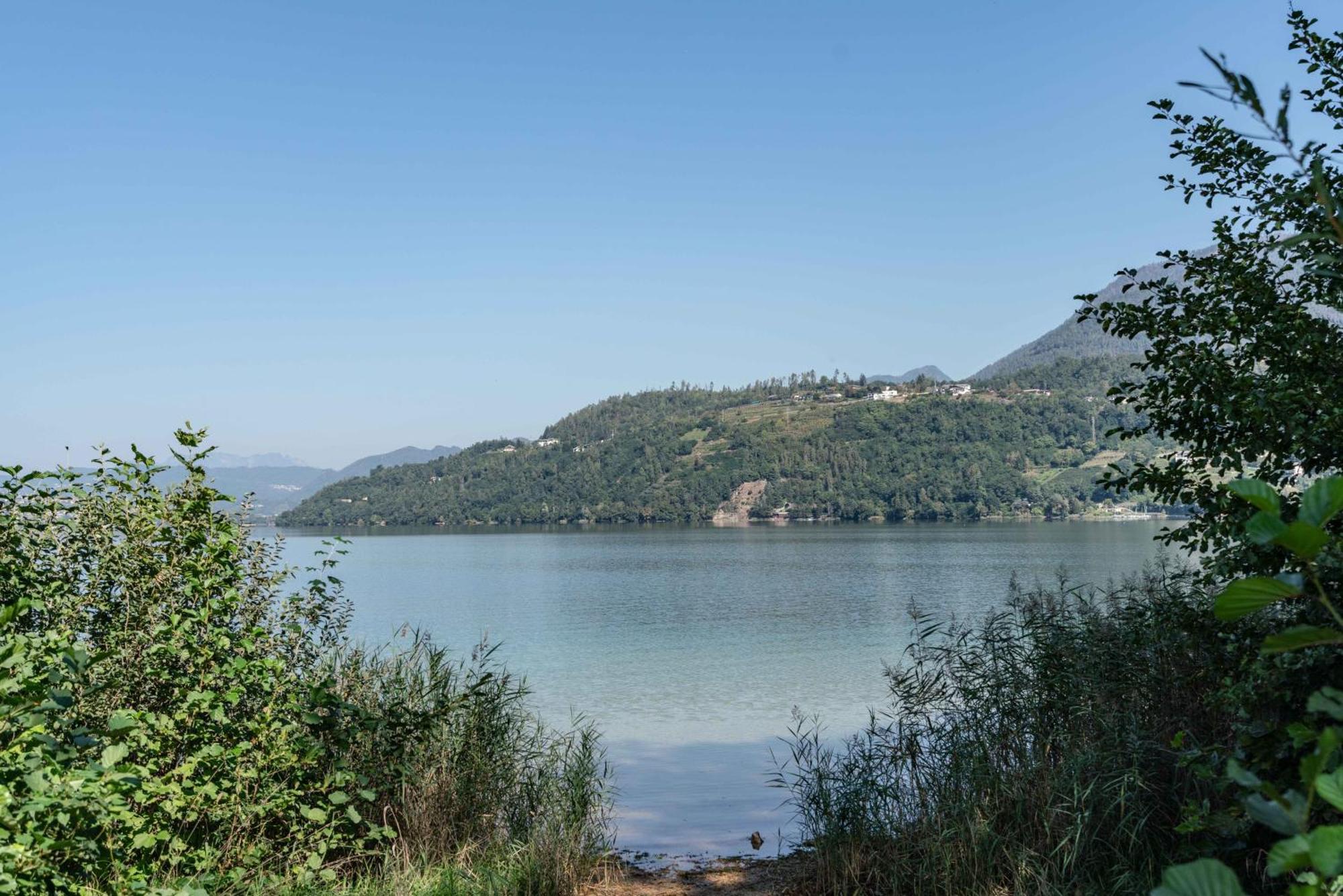 La Gemma Sul Lago Calceranica al Lago Ngoại thất bức ảnh